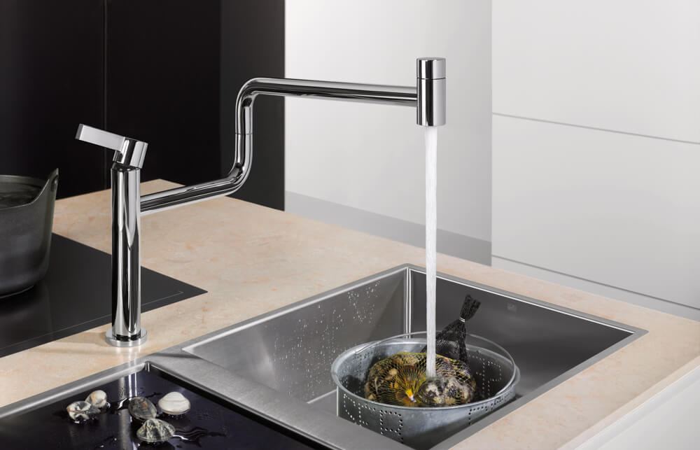 Adjustable Faucet and Seafood Pot